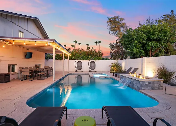 Holiday home Pool Ping Pong Pool Table Arcade Corn Hole Scottsdale